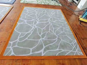 FLOSE AREA RUG