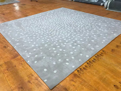 GLOUE AREA RUG