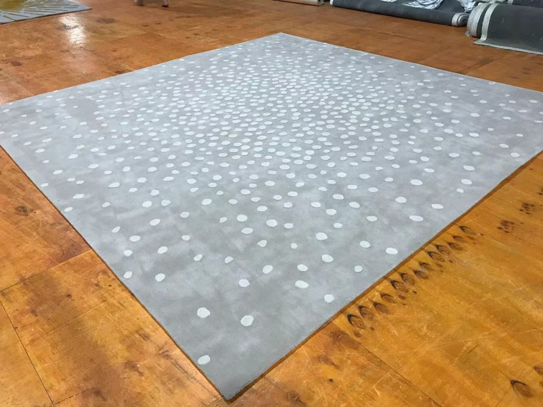 GLOUE AREA RUG