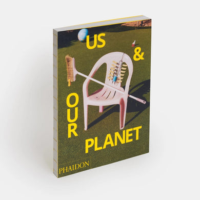 PLANET DECORATIVE BOOK