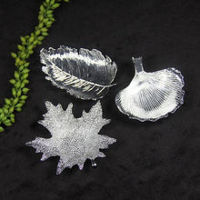 Load image into Gallery viewer, ORPHELIA METAL LEAF (SET OF 2)