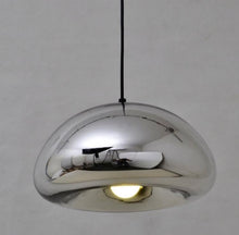 Load image into Gallery viewer, OSCAR LINES PENDANT LIGHT