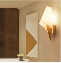 Load image into Gallery viewer, RITZ 1-LIGHT WALL SCONCE