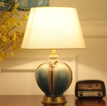 Load image into Gallery viewer, SHATEL 20.5&quot; TABLE LAMP