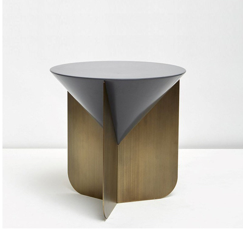 TRUIL SIDE TABLE