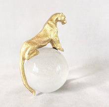 Load image into Gallery viewer, LAZULI CHEETAH ORNAMENT