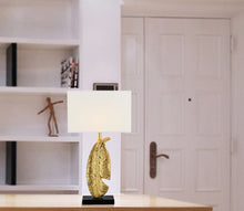 Load image into Gallery viewer, Ross 29.1&quot; Table Lamp