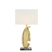 Load image into Gallery viewer, Ross 29.1&quot; Table Lamp