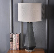 Load image into Gallery viewer, Emma Table Lamp