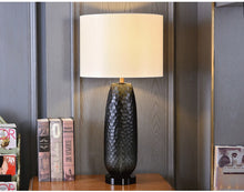 Load image into Gallery viewer, Hart Table Lamp